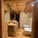 Luxury Cortina Homestay *