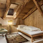 Luxury Cortina