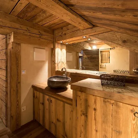 Privatunterkunft Luxury Cortina *