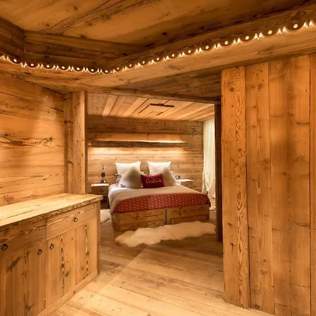 Privatunterkunft Luxury Cortina *