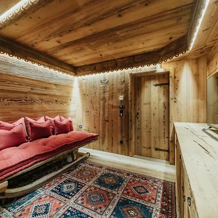 Luxury Cortina * كورتينا دامبيتزو