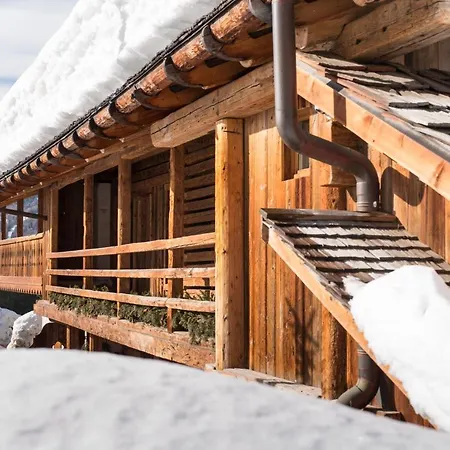 Homestay Luxury Cortina