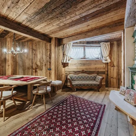 منزل للإقامة Luxury Cortina كورتينا دامبيتزو
