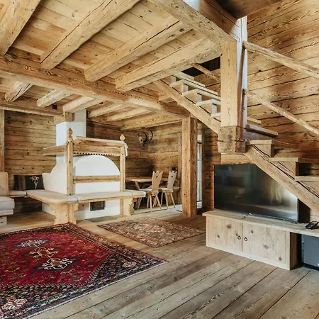 Homestay Luxury Cortina *