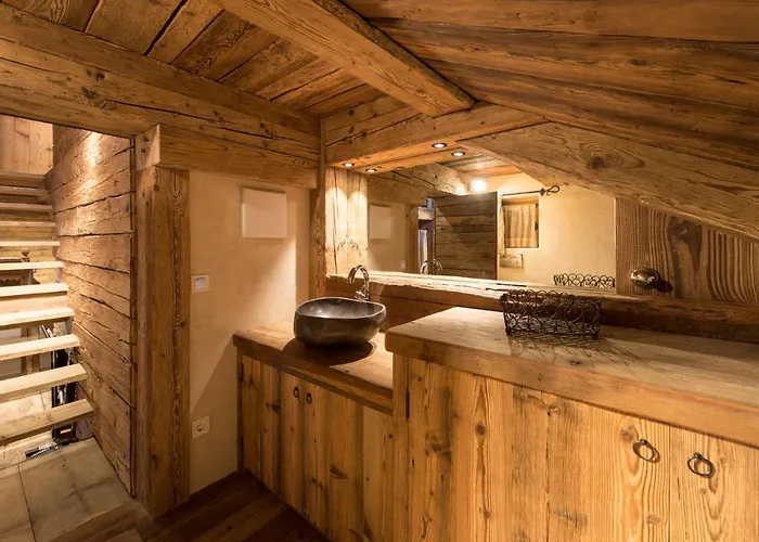 Homestay Luxury Cortina *